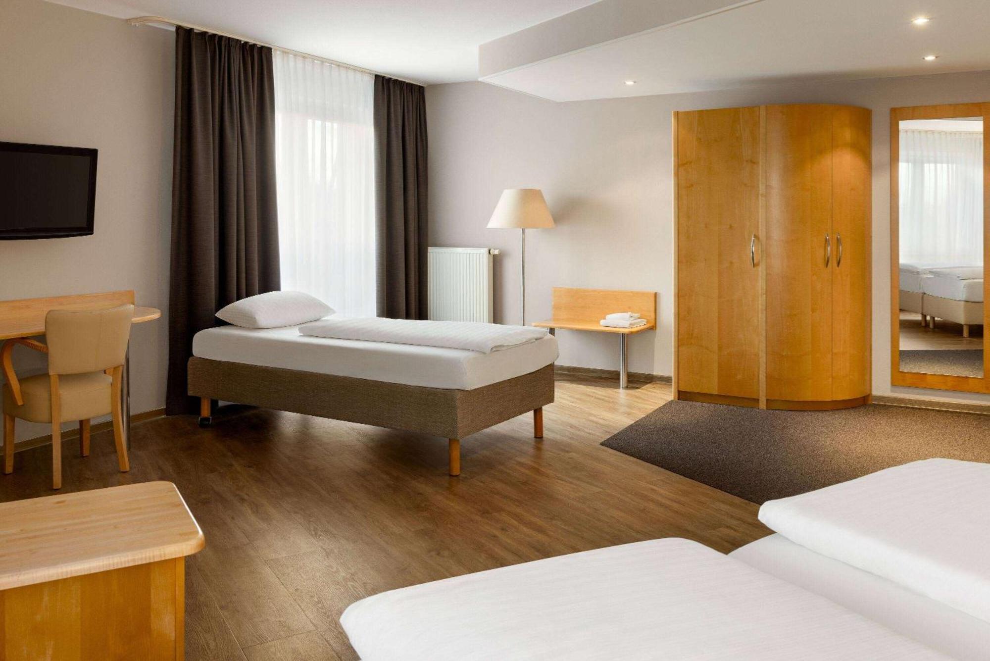 Amedia Dresden Elbpromenade, Trademark Collection By Wyndham Екстериор снимка